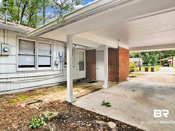 5th image of 1116 Druid Dr