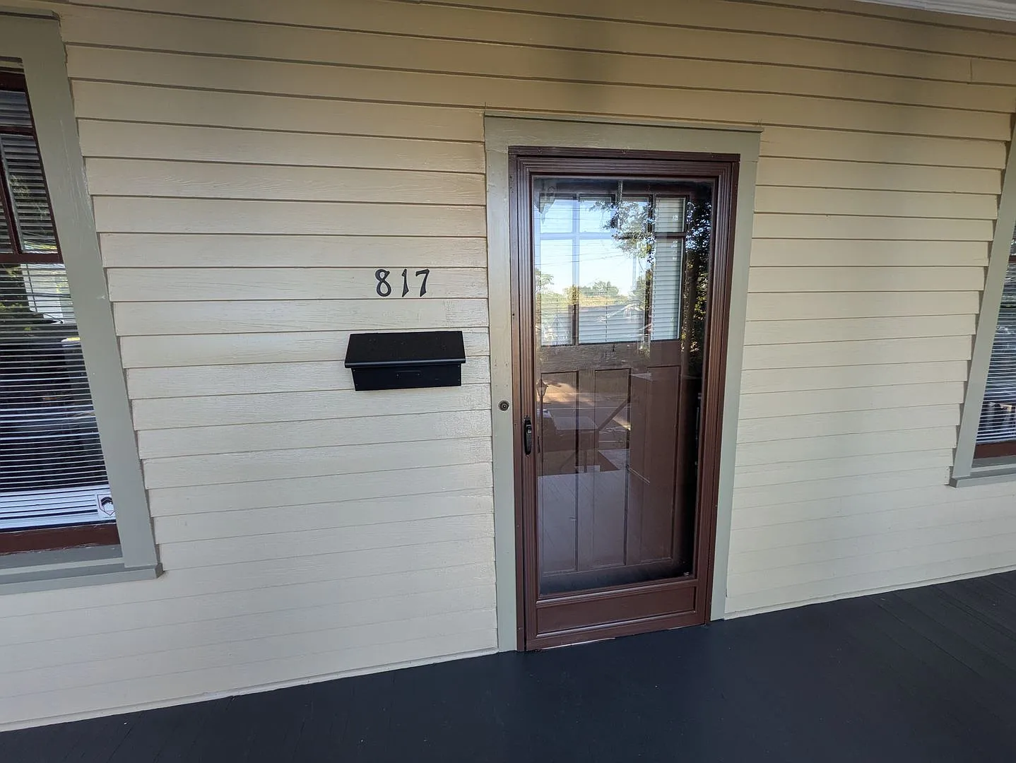 817 Hutton Street — Photo 3