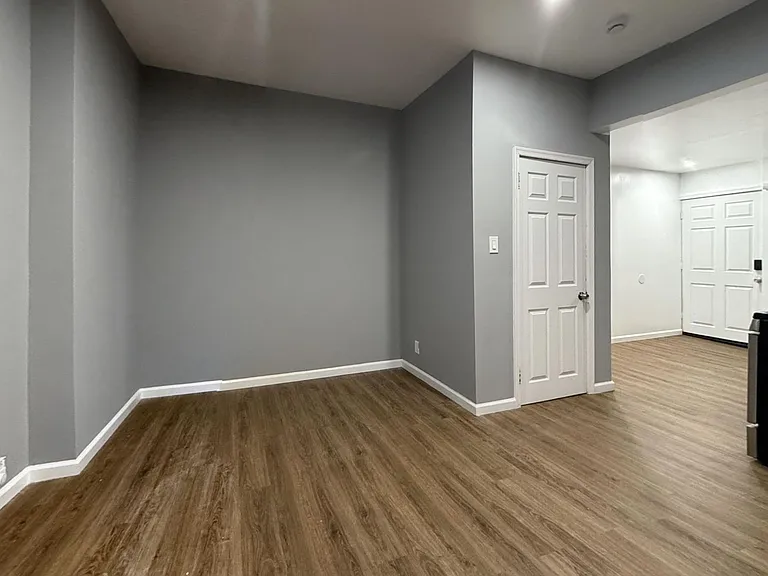 4286 Paul Street — Photo 4