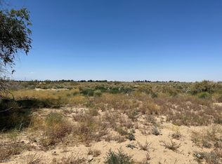 E Avenue L8, Palmdale, CA 93552