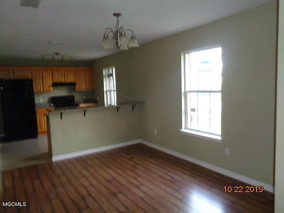 5th image of 11421 Daisy Ln