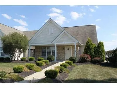 7854 Meadowlark Ln N photo 1
