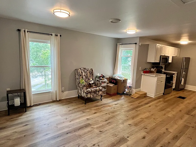 701 Washtenaw Ave #2 — Photo 22