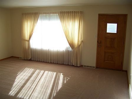 5th image of 377 Beeler Dr