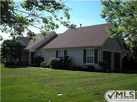 2nd image of 2945 Crestview Ln