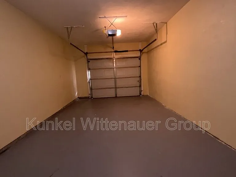 504 Draco Dr — Photo 24
