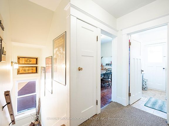 4th image of 59 Cherry St
