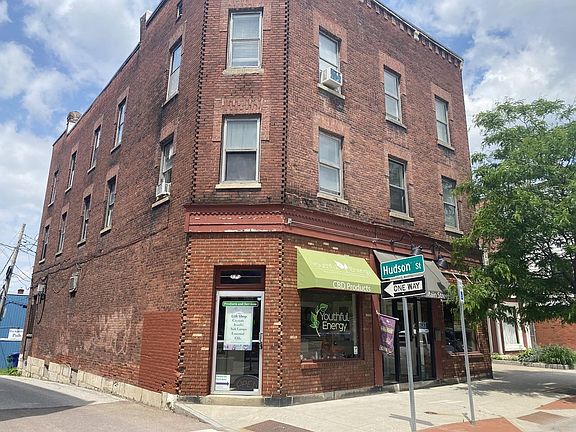 3rd image of 112 North Main Street