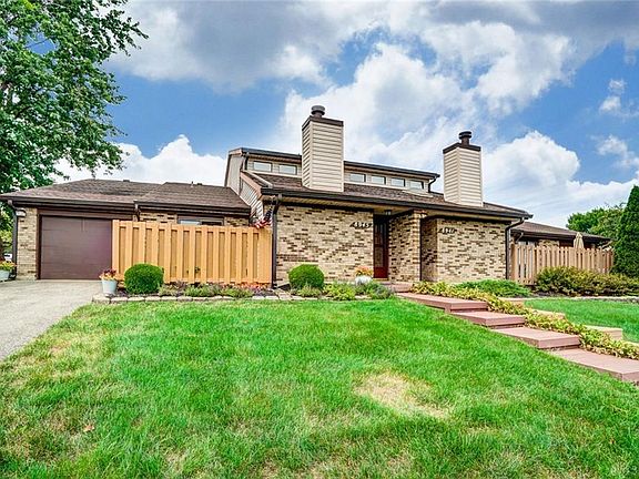 2nd image of 8945 Fox Glove Way