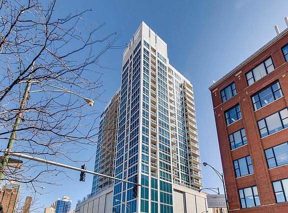 2nd image of 757 N Orleans St #603