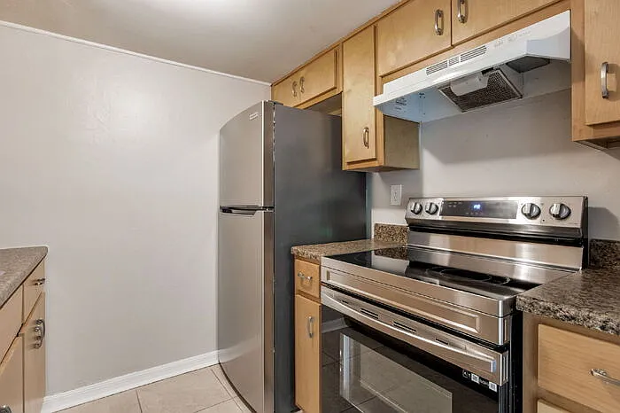6240 Lanier Dr — Photo 15