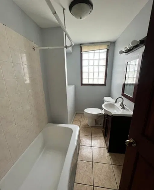 5 bed, 1980 sqft, $2,790 — Photo 4