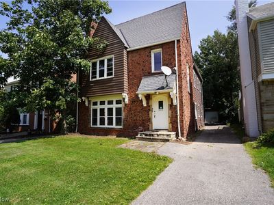 3715 Daleford Rd, Shaker Heights, OH, 44120