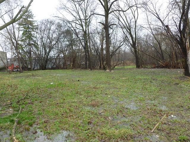 2nd image of 6N187 Garden Ave