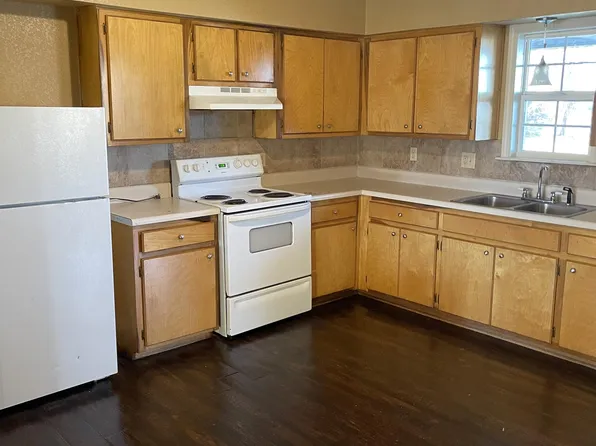 1101 Vaugine St APT D, Pine Bluff, AR 71601