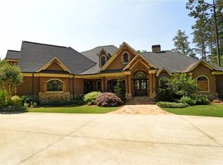 272 Attis Pointe Dr, Hartwell, GA 30643