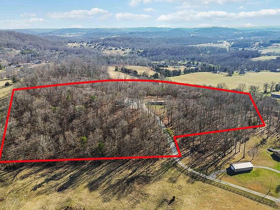 3rd image of 119 Harmony Ln