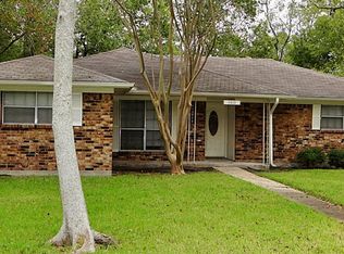 4533 E 29th St, Dickinson, TX 77539