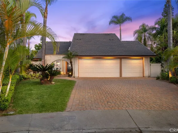 25232 Derby Cir, Laguna Hills, CA 92653