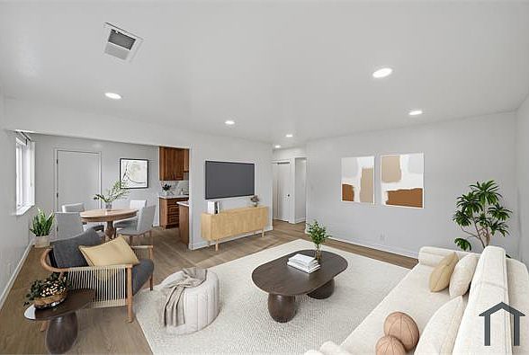 1st image of 1731 Ross Cir