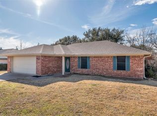 324 S Old Temple Rd, Hewitt, TX 76643