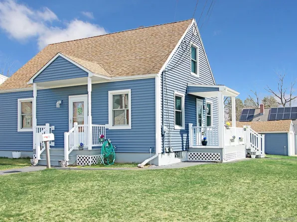 115 Standish Avenue, North Haven, CT 06473