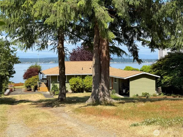 16 A Saratoga  (Including D-15) Drive, Hat Island, WA 98206