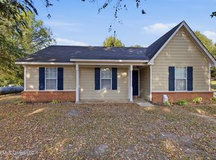 10120 Fox Gate Dr, Hernando, MS 38632