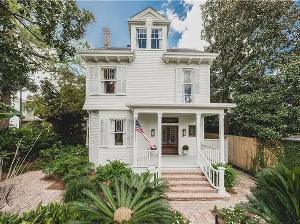 5360 Chestnut St, New Orleans, LA 70115