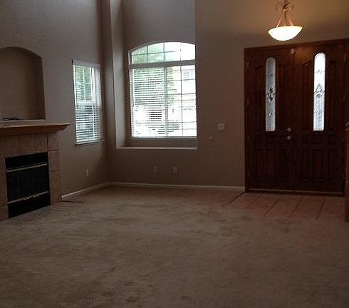 2nd image of 2062 Golden Gate Dr