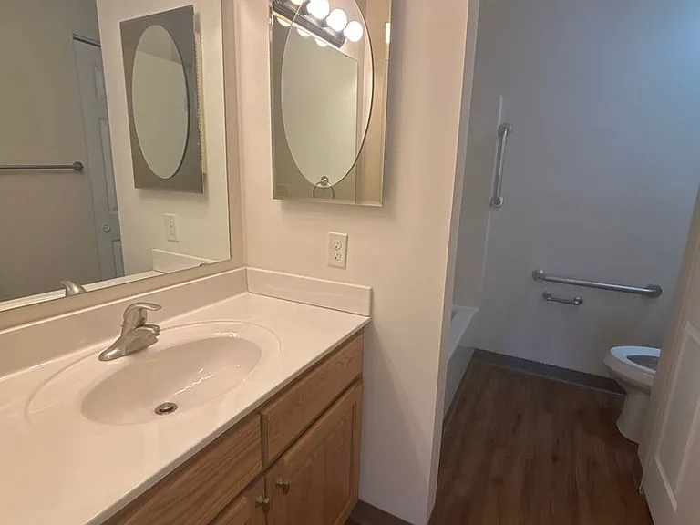 4877 W Arrowhead Rd — Photo 9