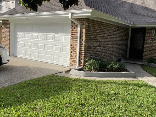 8609 Southdown Ln, River Ridge, LA 70123