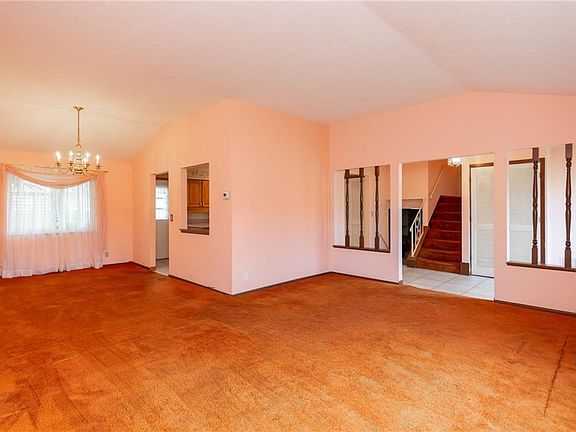 3rd image of 6737 Louann Dr