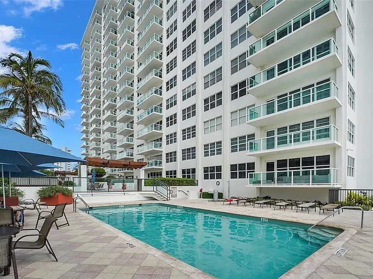 3550 Galt Ocean Dr #2003 — Photo 25