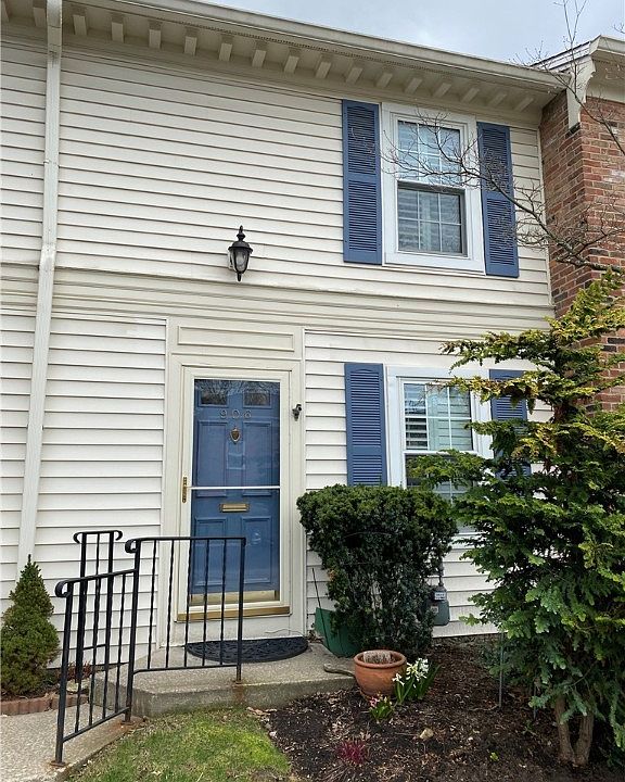 1st image of 906 Trevitt Cir #84