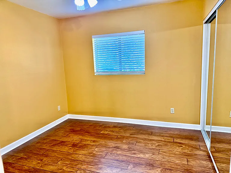 5226 E Emile Zola Ave — Photo 12