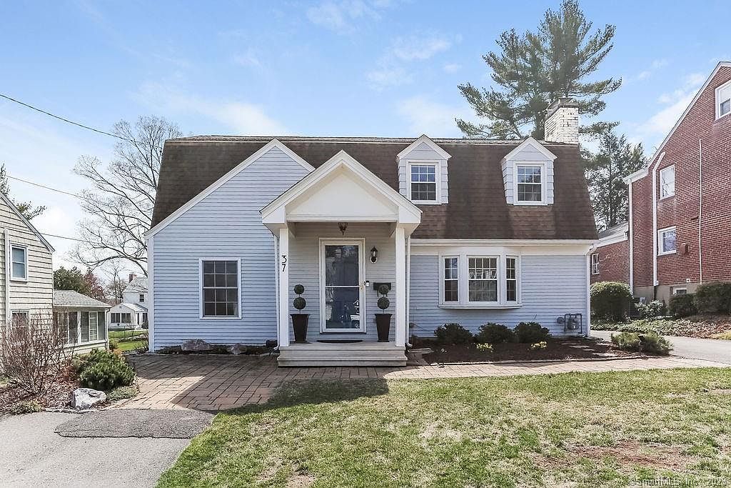 37 Crestwood Rd, West Hartford, CT 06107 Zillow