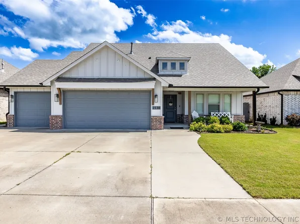 2130 E 140th St S, Bixby, OK 74008