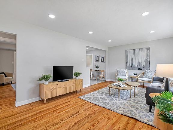 4th image of 7119 Craighill Dr