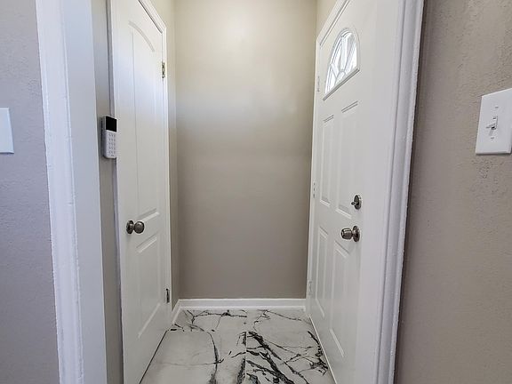 3rd image of 520 Marquette Dr