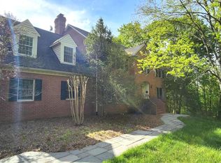 14613 Philpot Rd, Phoenix, MD 21131