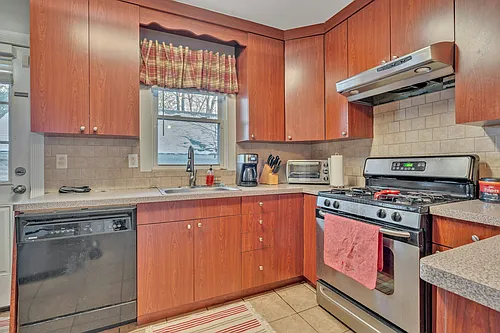 43 Hillcrest Ave #B Photo 1 43 Hillcrest Ave #B Photo 1