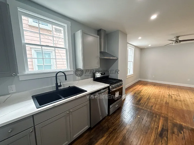 250 Rutledge Ave #A — Photo 7