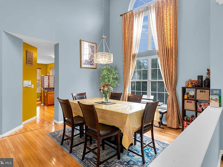 16 Cardiff Ct — Photo 12