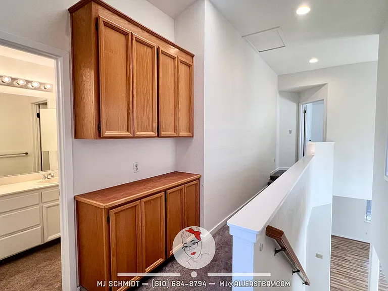 303 Sutton Cir — Photo 18