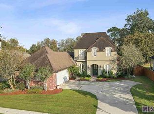 17939 Pecan Shadows Dr, Baton Rouge, LA 70810