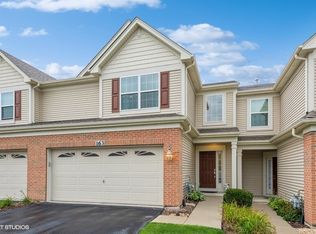 163 Remington Dr, Saint Charles, IL 60175