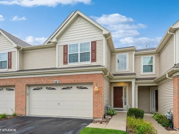 163 Remington Dr, Saint Charles, IL 60175