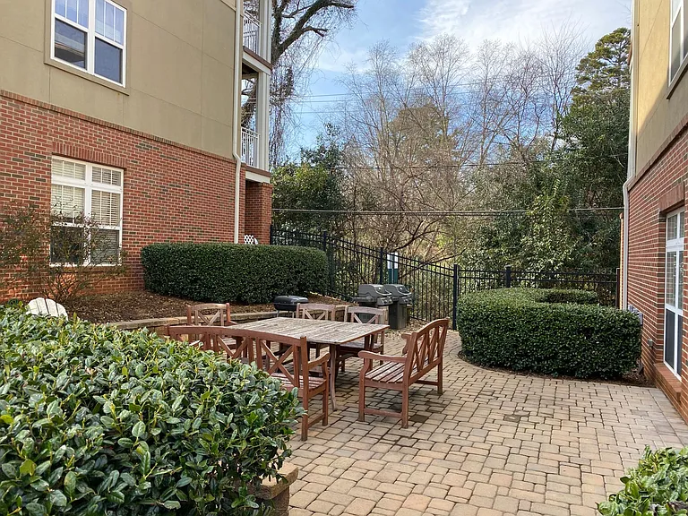 1308 Kenilworth Ave #420 — Photo 7