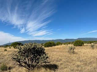 163 Entranosa Rd, Sandia Park, NM 87047